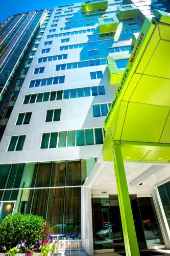 SpringHill Suites by Marriott New York Midtown Manhattan/Fifth Avenue - image 11