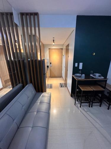 Iris Suites - Tap to explore photos