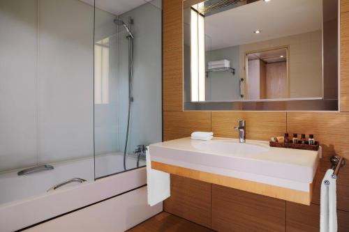 Sheraton Berlin Grand Hotel Esplanade - image 11