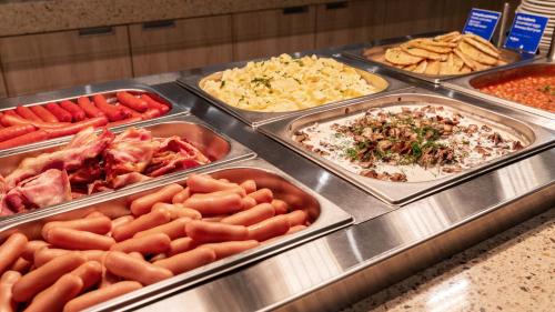 Wellton Riga Hotel & SPA - image 3