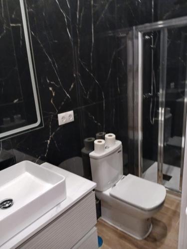 Piso centro madrid infantas 4 Room Type - One-Bedroom Apartment