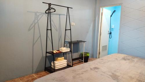 อินดี้เฮ๊าท์ รีสอร์ท ด่านขุนทด in Dan Khun Thot