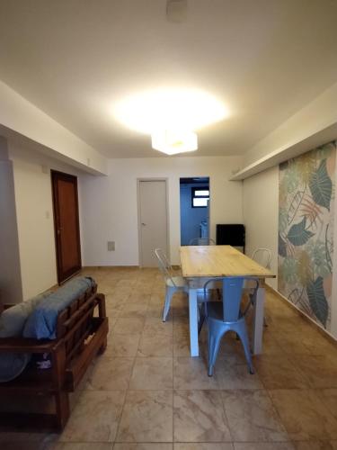 Dpto 4 personas - Zona Playa con Patio y Parrilla