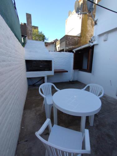 Dpto 4 personas - Zona Playa con Patio y Parrilla