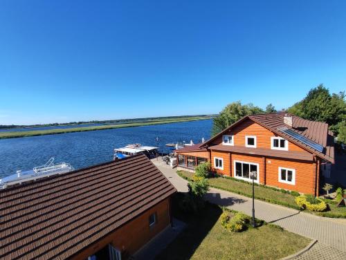 ทัศนียภาพภายนอกโรงแรม, Karczma Rybna Rybaczówka Marina B&B (Karczma Rybna Rybaczowka Marina B&B) in การ์ซิบูร์