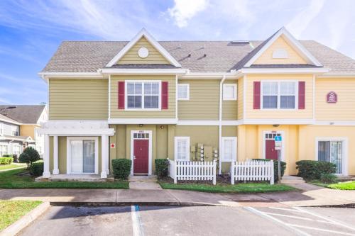 4562 YR Amazing image