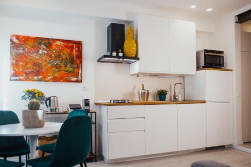 BELLINI LIVING APARTMENTS