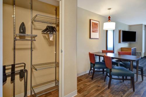 TownePlace Suites Las Vegas Airport South - image 11