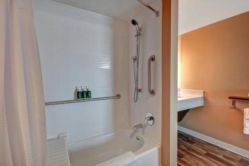 TownePlace Suites Las Vegas Airport South - image 10