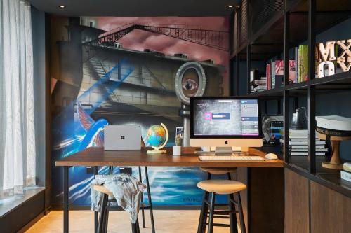 MOXY SOUTHAMPTION - main image