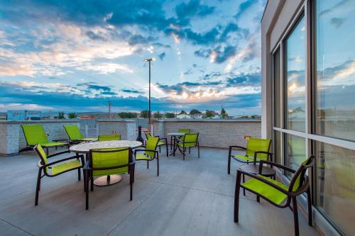 SpringHill Suites by Marriott Gallup - image 2