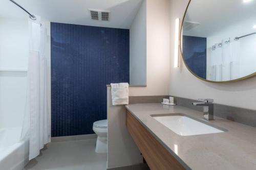 Executive King Suite
