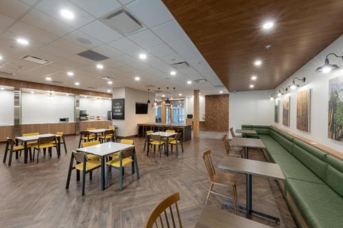 Mad og drikke, Fairfield by Marriott Inn & Suites Salmon Arm in Salmon Arm (BC)