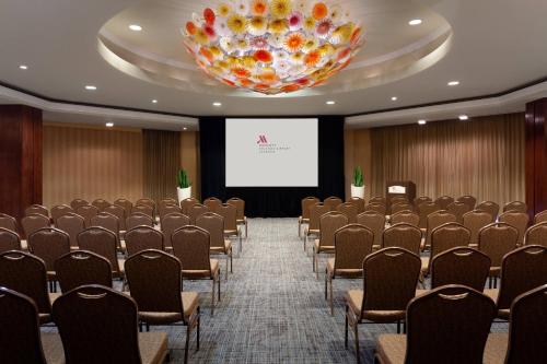 Marriott Orlando Airport Lakeside - image 14