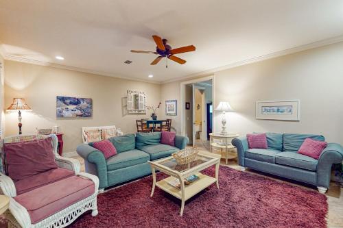 Gulf Place Courtyard – Santa Rosa, FL