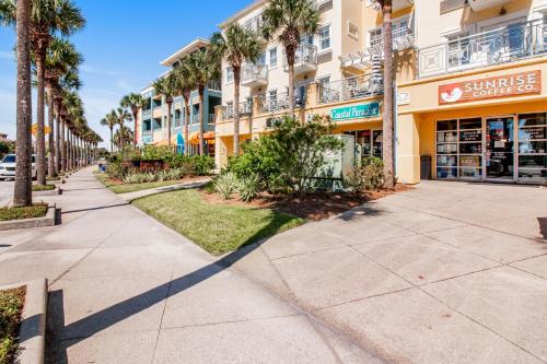 Gulf Place Courtyard – Santa Rosa, FL