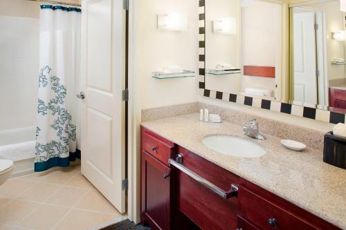 Residence Inn Roanoke Airport - image 6