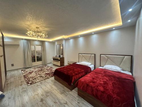 Crystal Platinum Palace