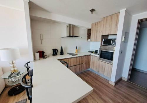 One-Bedroom Apartment image 6