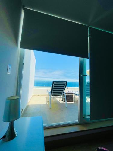 One-Bedroom Apartment image 3