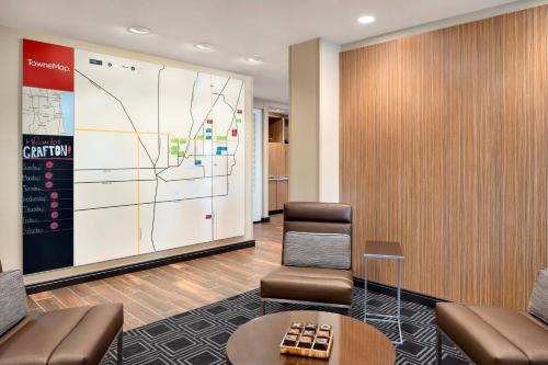 TownePlace Suites by Marriott Milwaukee Grafton - image 10