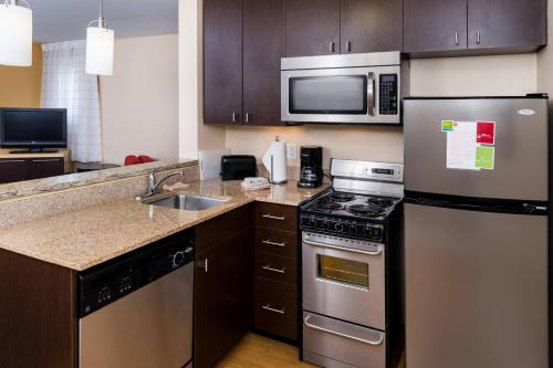 TownePlace Suites Huntington - image 12