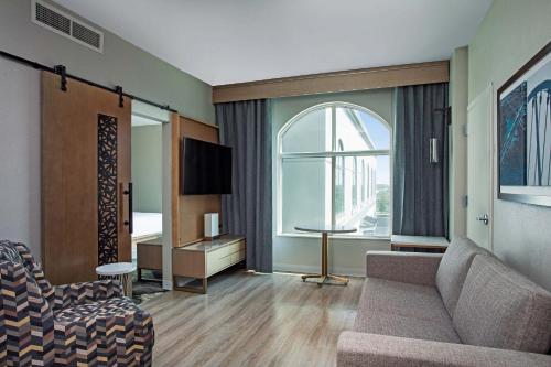 Sheraton Suites Columbus Worthington in Columbus, USA