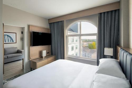 Sheraton Suites Columbus Worthington - image 8