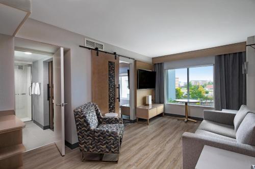 Sheraton Suites Columbus Worthington - image 12