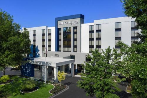 SpringHill Suites by Marriott Atlanta Perimeter Center in Atlanta, USA