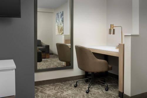 SpringHill Suites by Marriott Atlanta Perimeter Center in Atlanta, USA