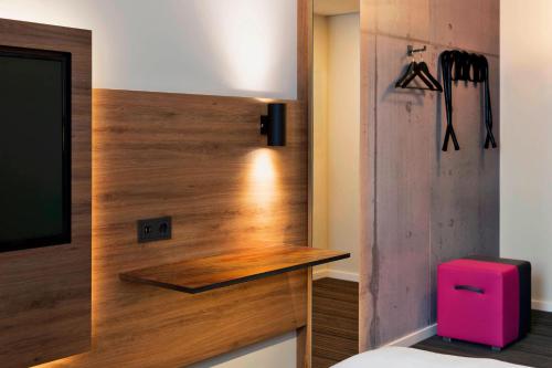 Moxy Stuttgart Airport/Messe - image 13