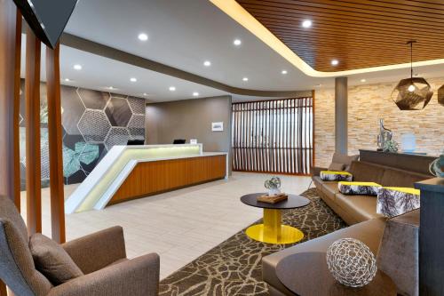 Lobby, SpringHill Suites by Marriott Cottonwood in Cottonwood