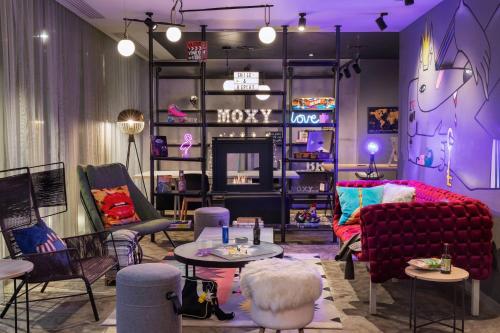 Moxy Bucharest Old Town, Бухарест