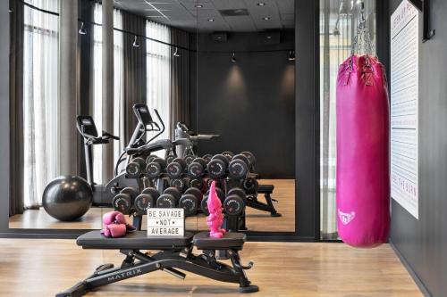 Moxy Bergen - image 11