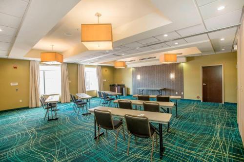 Springhill Suites by Marriott Pueblo Downtown - image 11