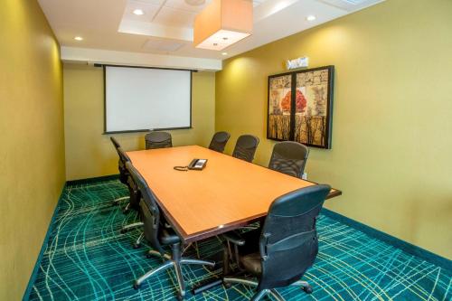 Springhill Suites by Marriott Pueblo Downtown - image 8
