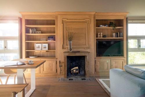 Waterfront vacation home in Sint-Amands