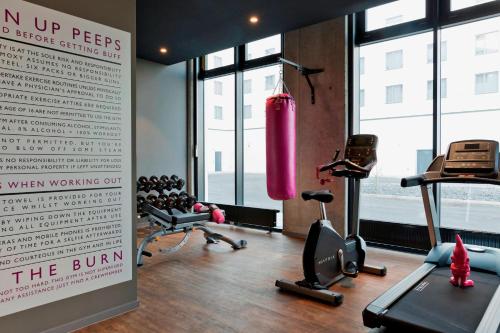 MOXY Vienna Airport - image 14