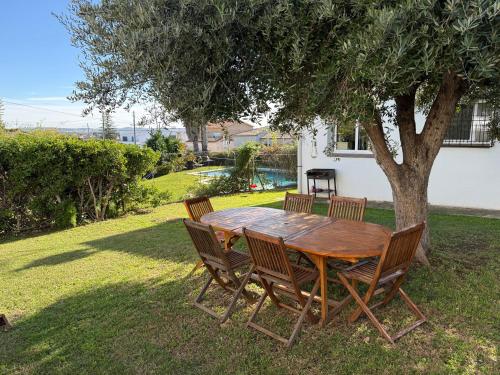 Chalet acogedor bien orientado y comunicado gîte à louer Llorenç del Penedès