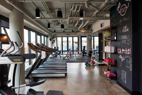 MOXY Denver Cherry Creek - image 11