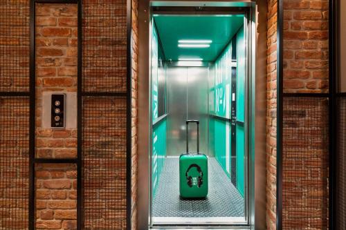 Moxy Warsaw Praga - image 3