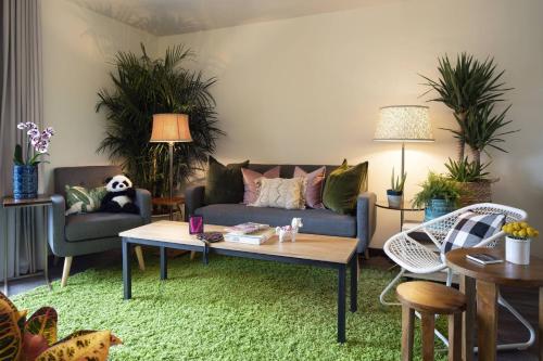 MOXY Memphis Downtown MOXY Memphis Downtown