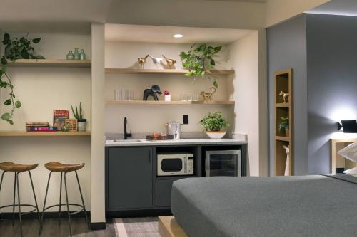 MOXY Memphis Downtown MOXY Memphis Downtown