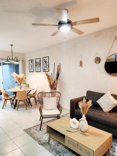 Casa Dharma, Cozy house well located in town