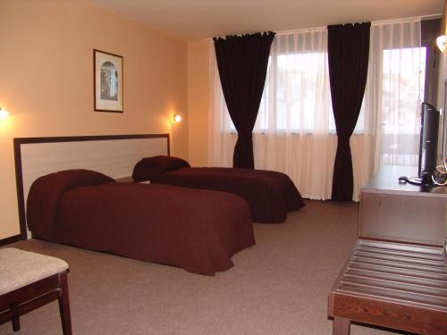Hotel Lovech - main image