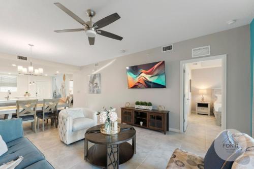 Modern Storey Lake Resort Disney Orlando 3120-105 in Hunters Creek