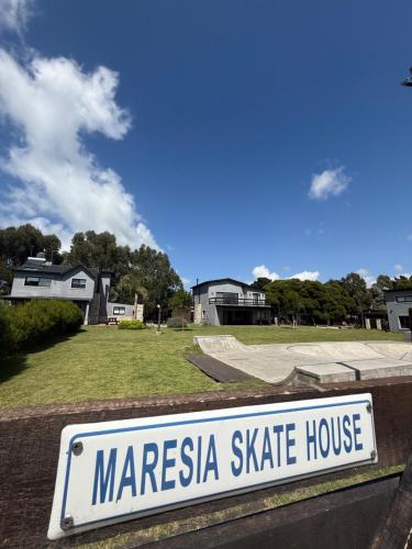 . MARESIA Skate House