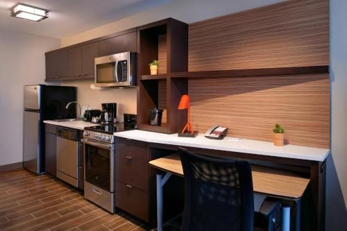 TownePlace Suites by Marriott Jackson - image 12