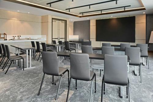 630186876 AC Hotel San Jose Airport Belen